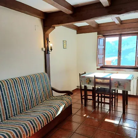 Rurales Las Rocas De Brez Apartment Camaleno